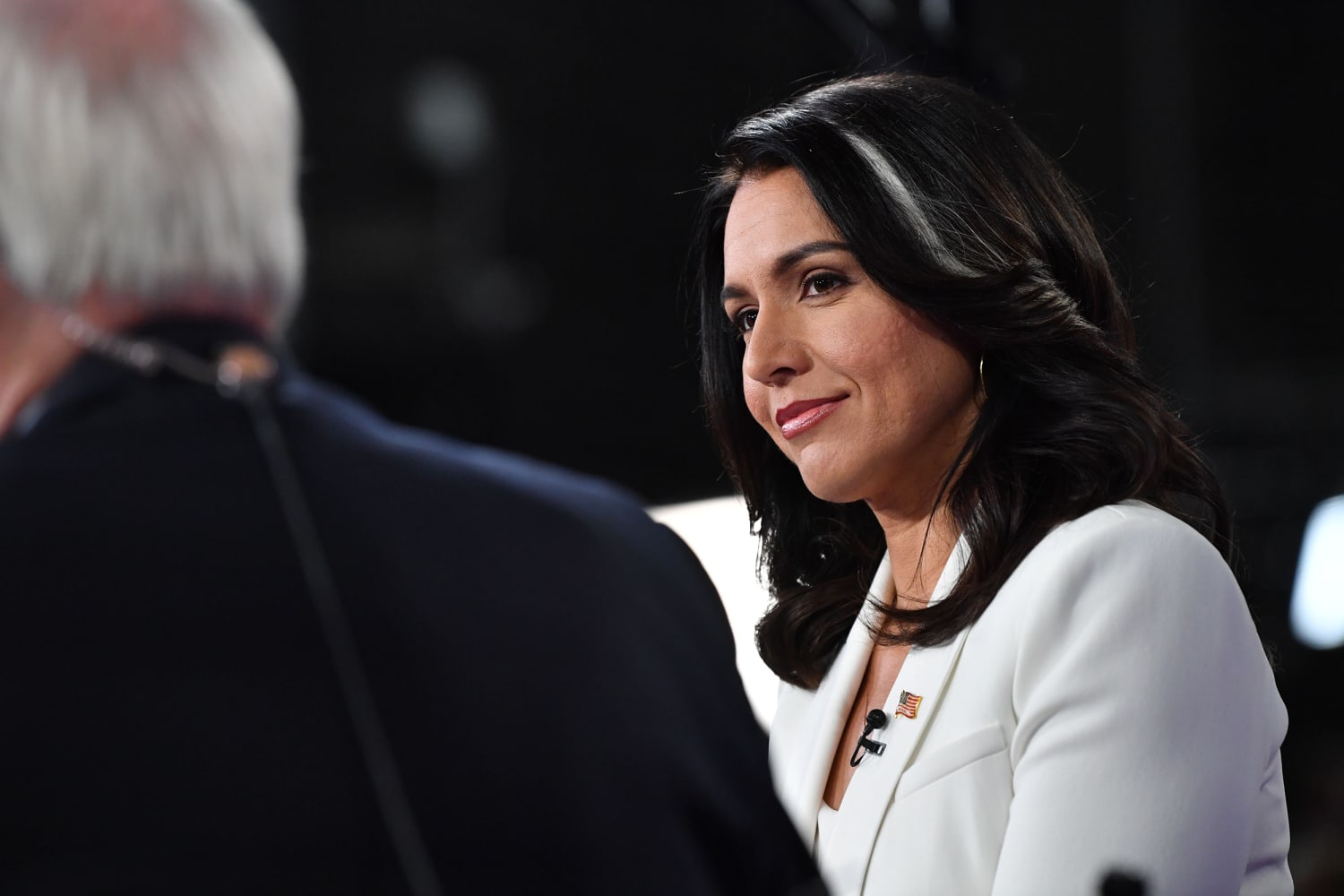 Tulsi Gabbard is only lawmaker to vote 'present' on Trump impeachment