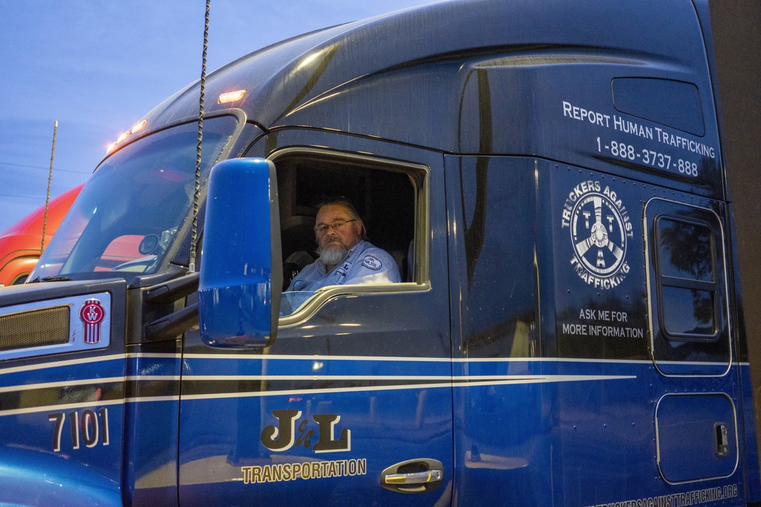 Truckers fighting human trafficking are trained to be alert to late-night knocks picture