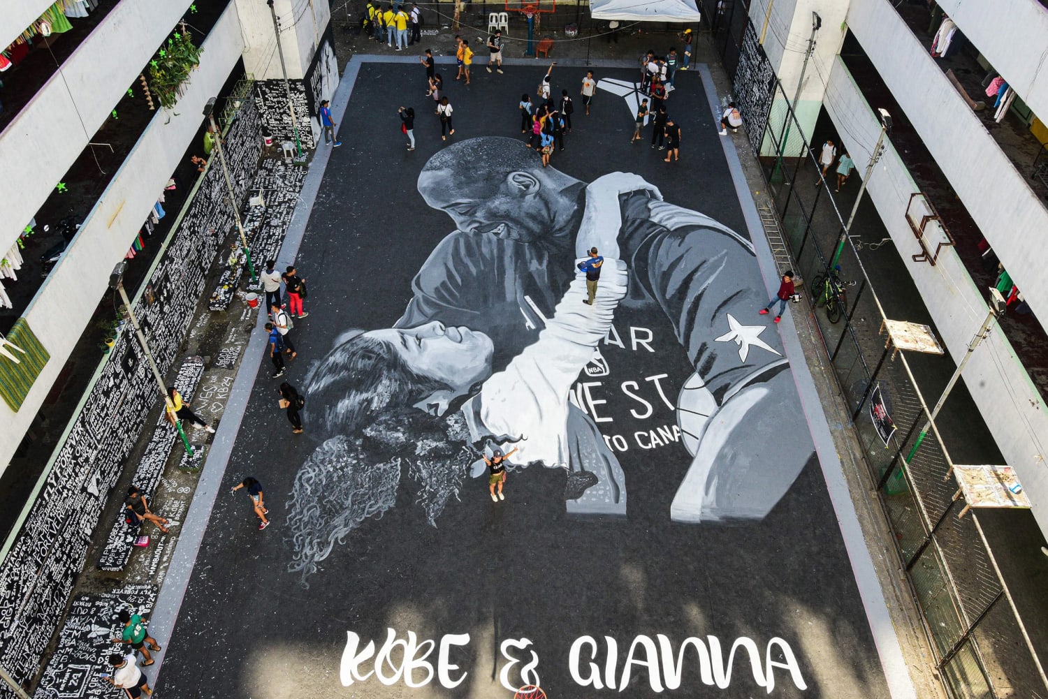 Kobe & Gianna Bryant Murals on X: From 8 to 24: new Kobe mural