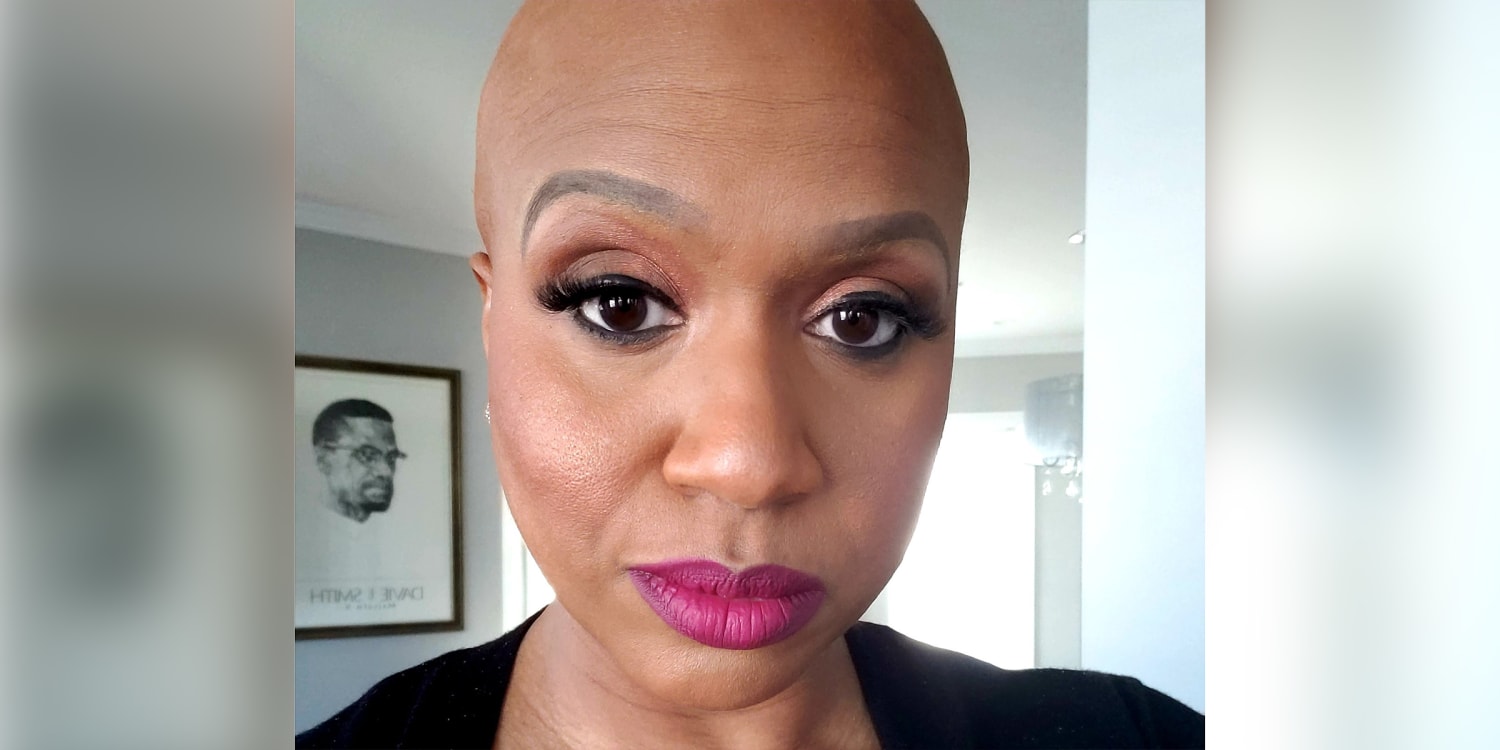 Rep. Ayanna Pressley says she lives with alopecia, reveals herself without  hair - TheGrio