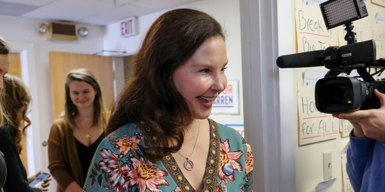 Ashley Judd responds after being criticized for her appearance.