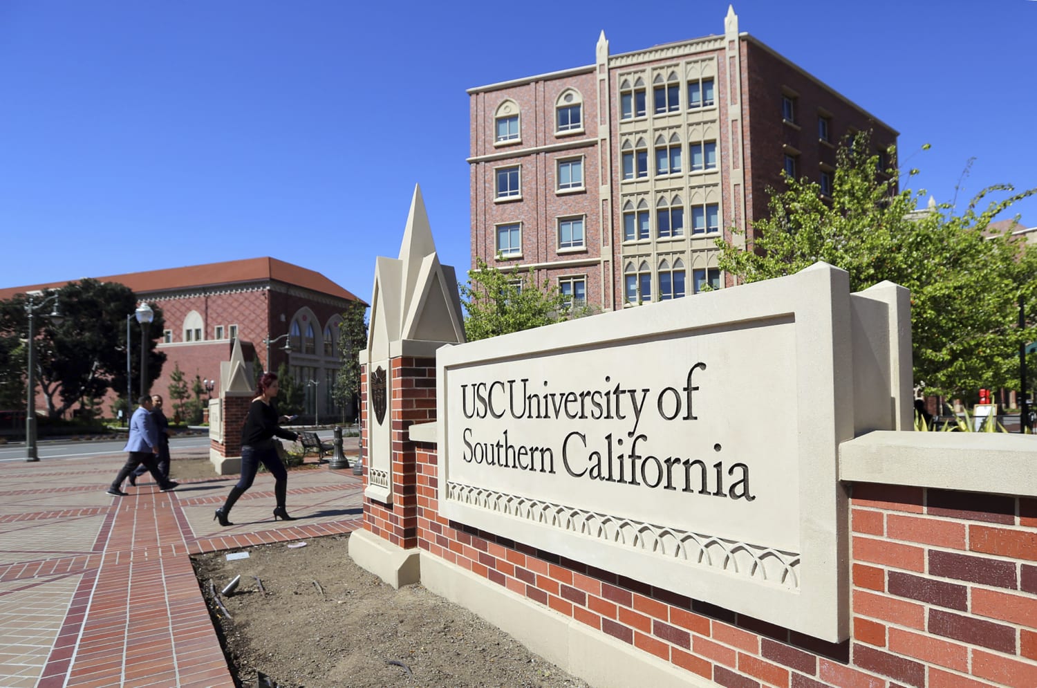 USC announces free tuition for families making under $80,000 a year