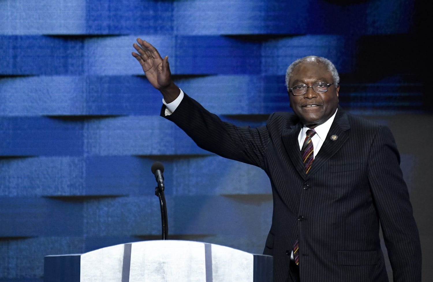 in-the-south-carolina-primary-clyburn-endorsements-carry-political-weight