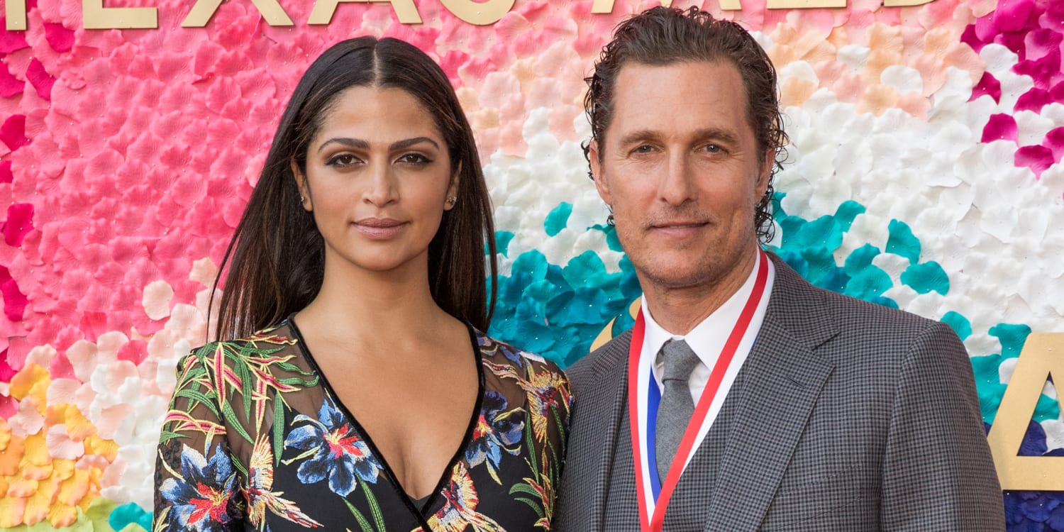 Camila Alves and Matthew McConaughey – 12 Years