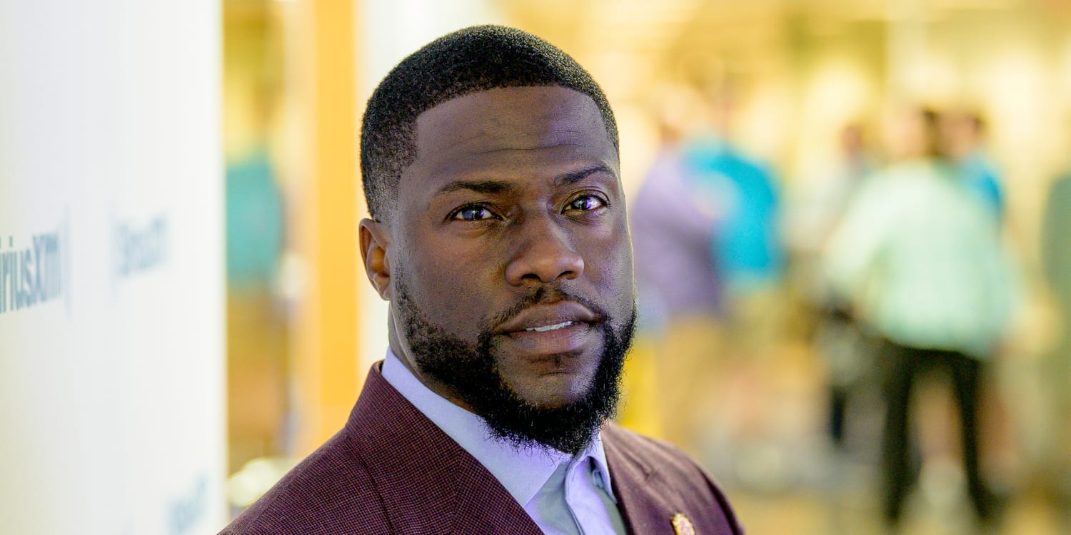 Kevin Hart is 'rollin' with the gray hair' during quarantine