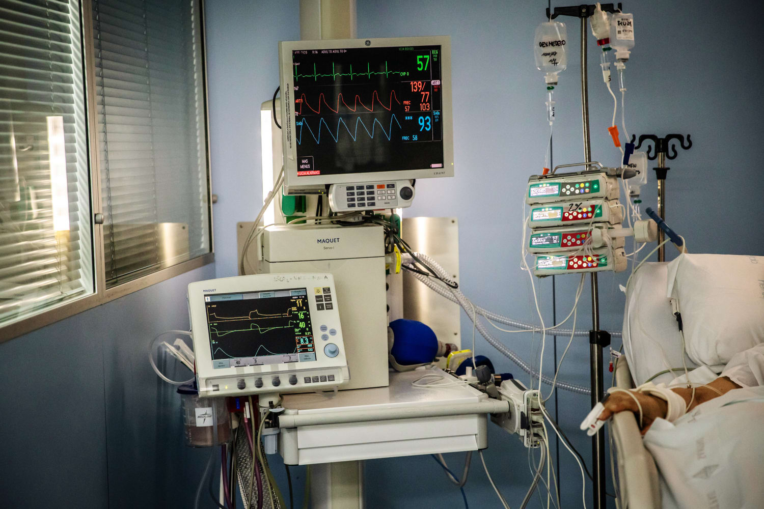 some doctors are moving away from ventilators for virus patients