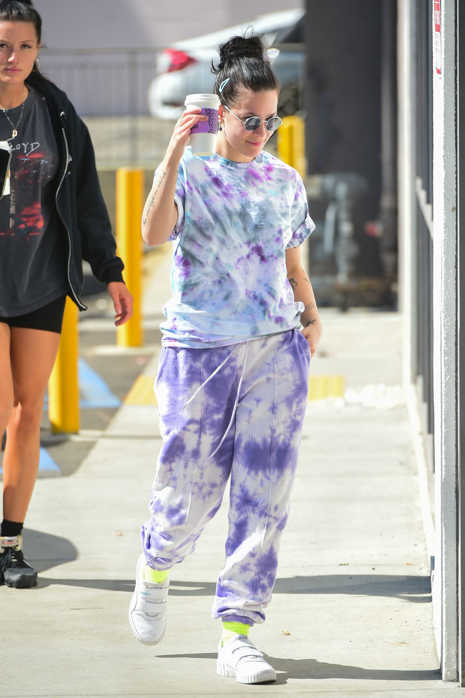 Throwback Fashion: Tie-Dye is still in.