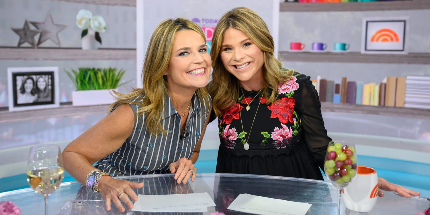 New York, NY, USA. 29th Oct, 2021. Savannah Guthrie and Jenna Bush