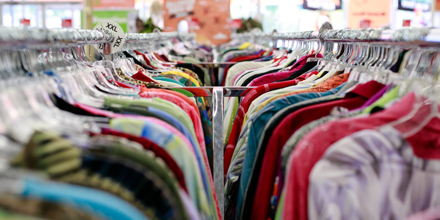 USED CLOTHING STORE and CONSIGNMENT OR RESALE STORE 2023, Clothes Mentor
