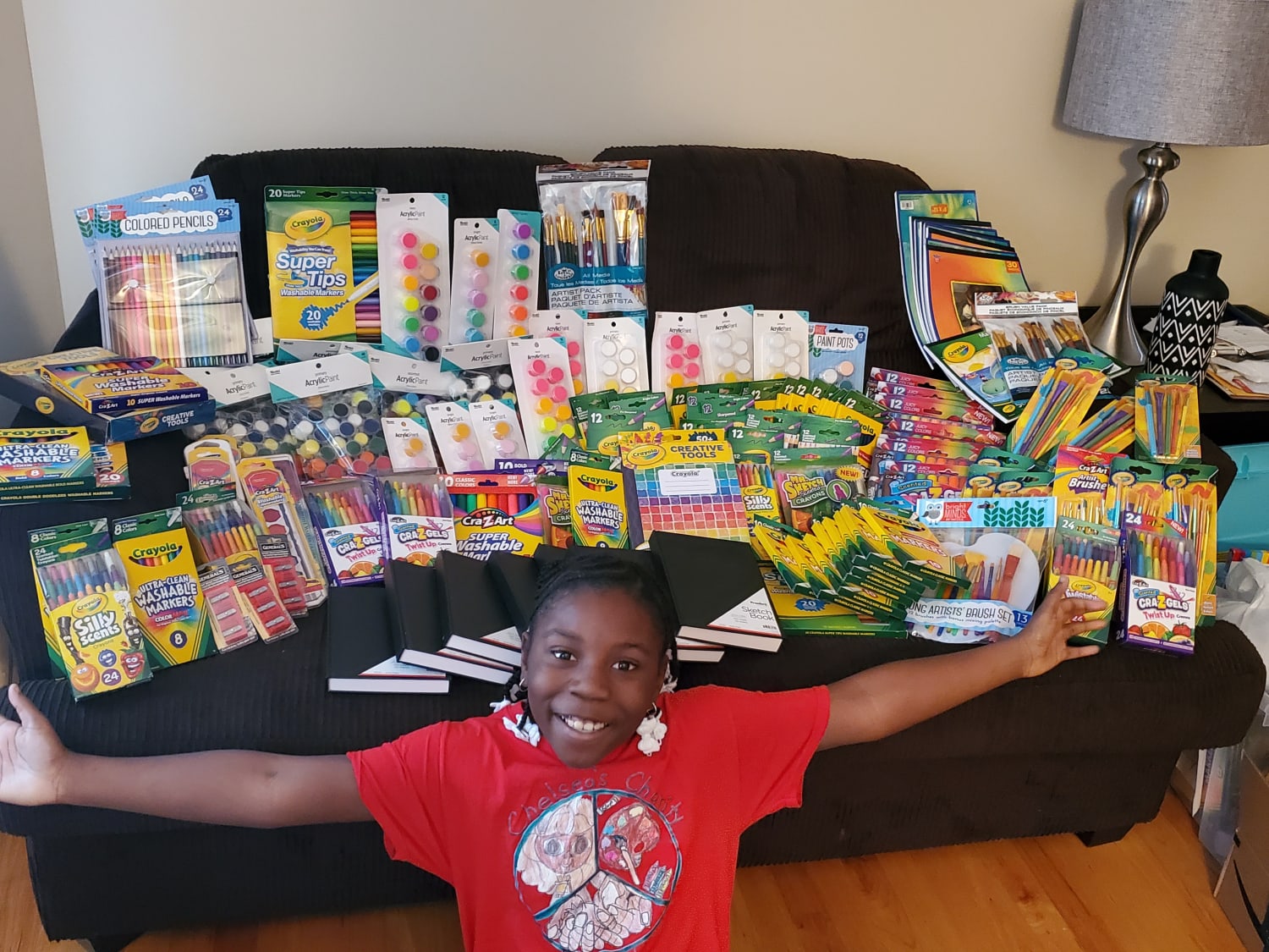 Girl collects art supplies, creates kits for kids in need