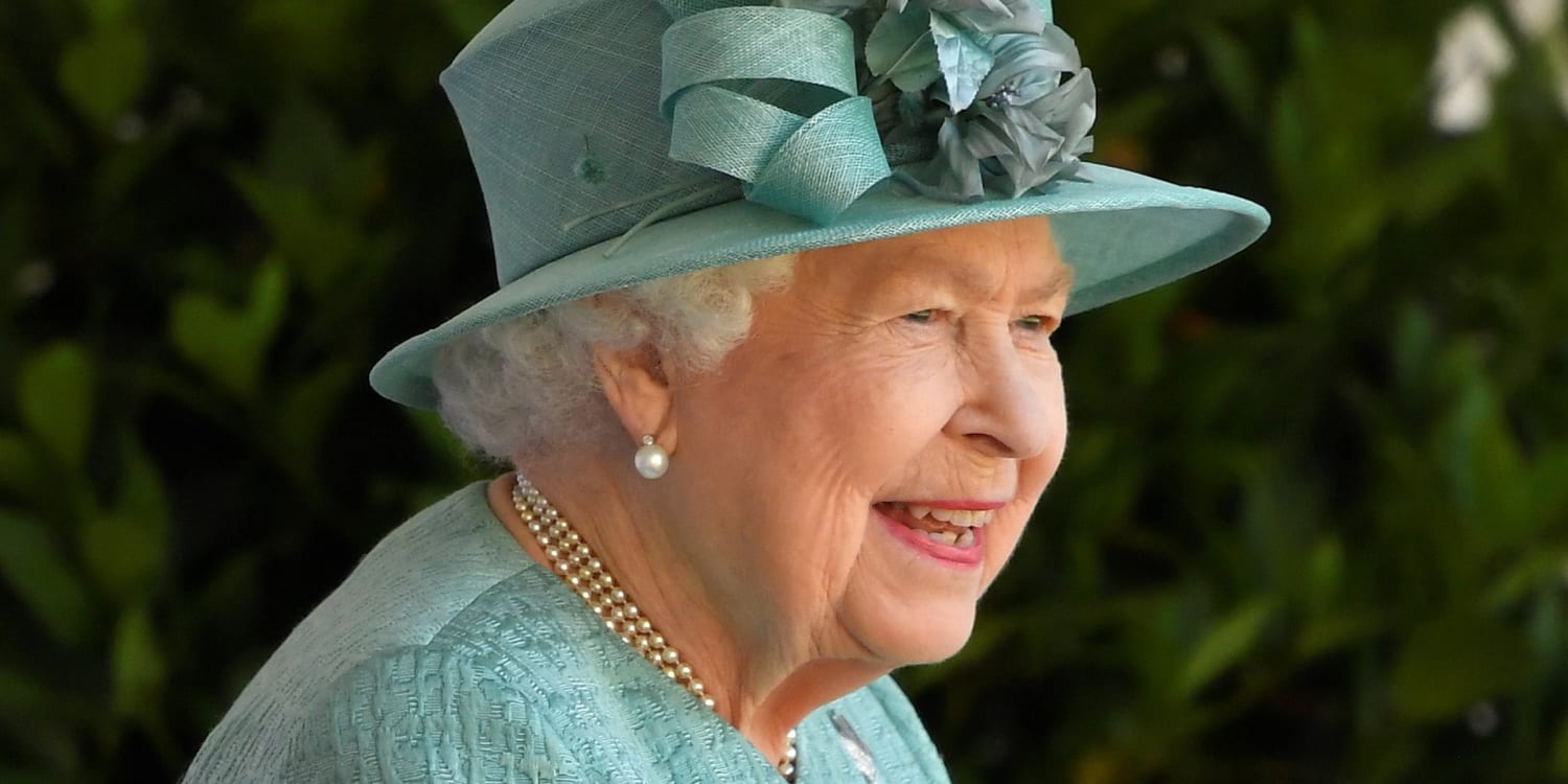 Queen Elizabeth Ii S 94th Birthday Celebration Scaled Back During Pandemic