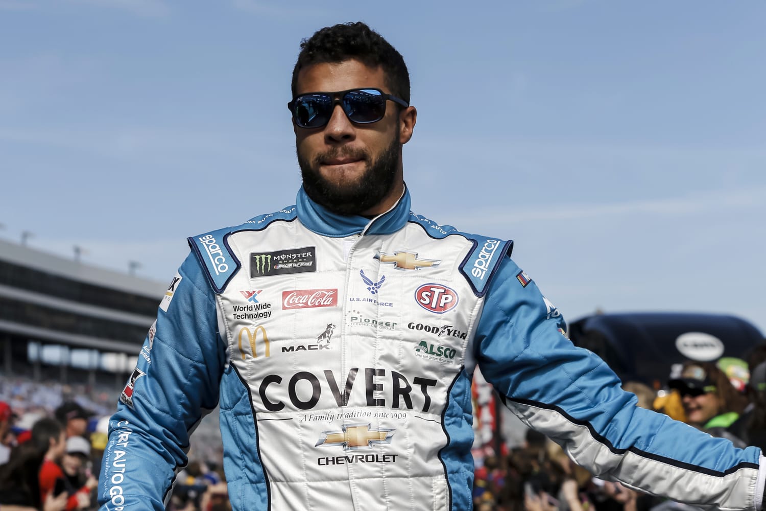 Bubba Wallace wants NASCAR to ban the Confederate flag