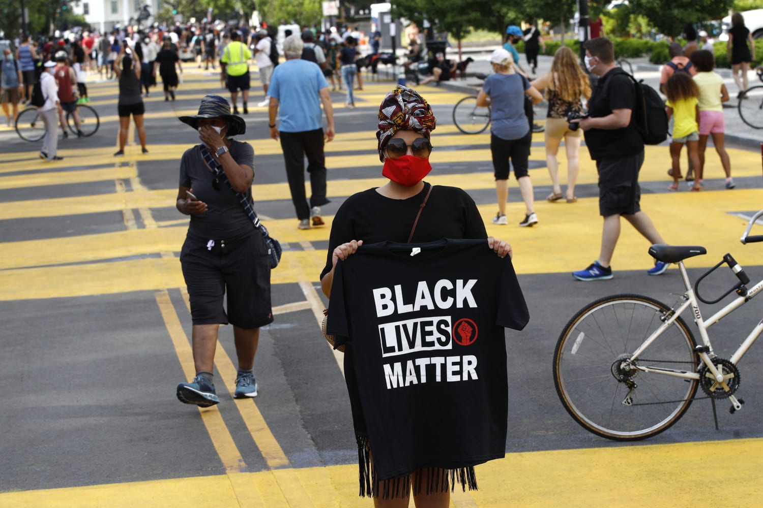 Starbucks reverses policy banning baristas from wearing Black Lives Matter  symbols