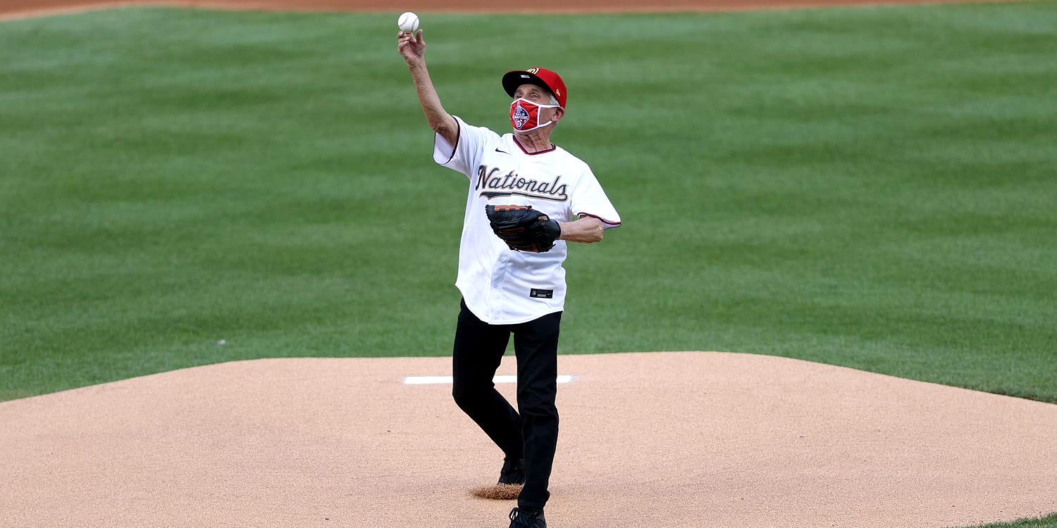 Commanders throw first pitch during RiverDogs game > Joint Base