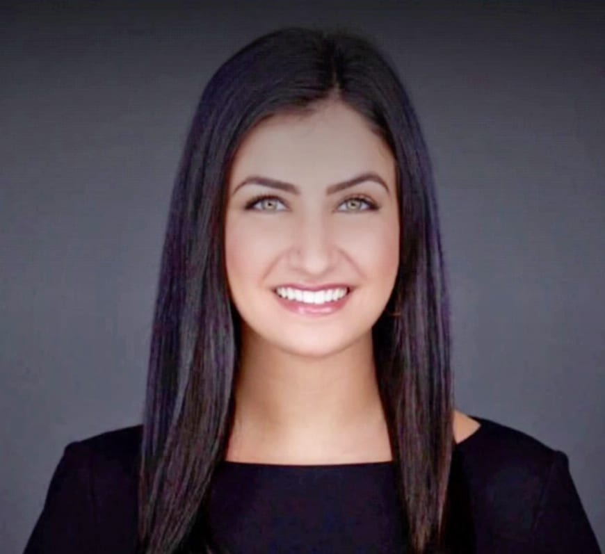 Cbs New York Reporter Nina Kapur Dead At 26 After Moped Accident