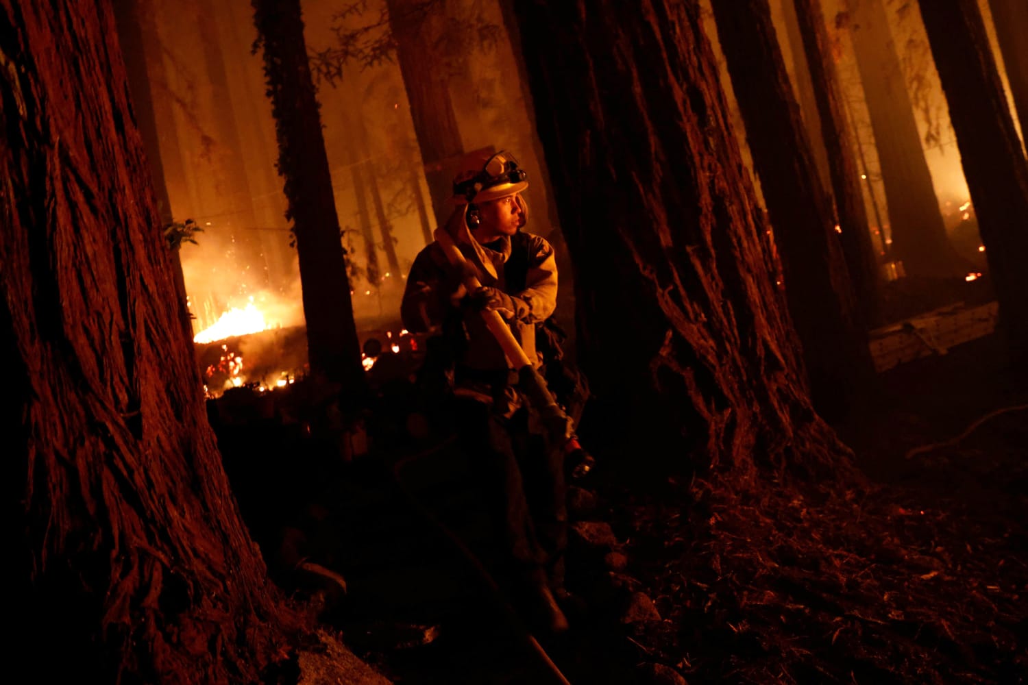 California battles nearly 560 fires as it braces for more