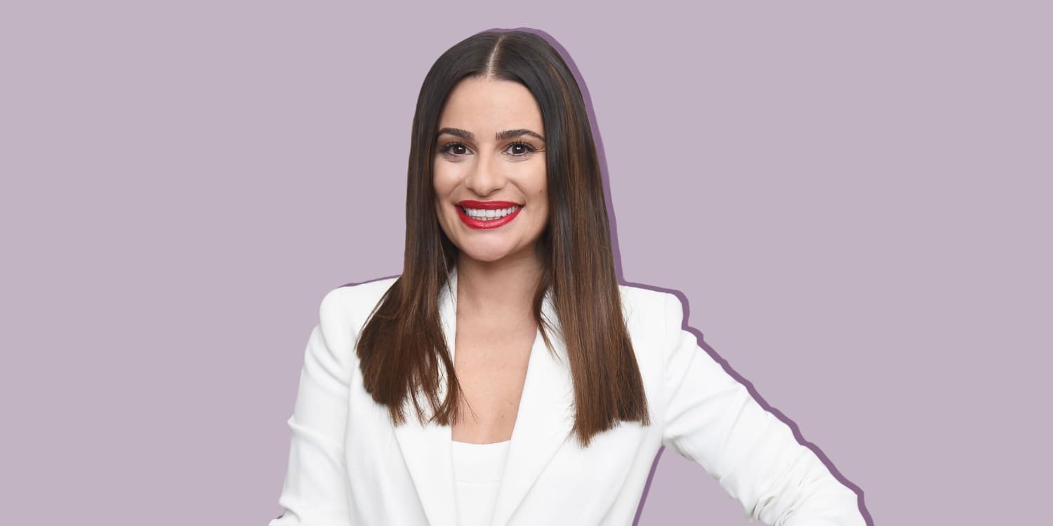 Lea Michele shares photo of postpartum hair loss