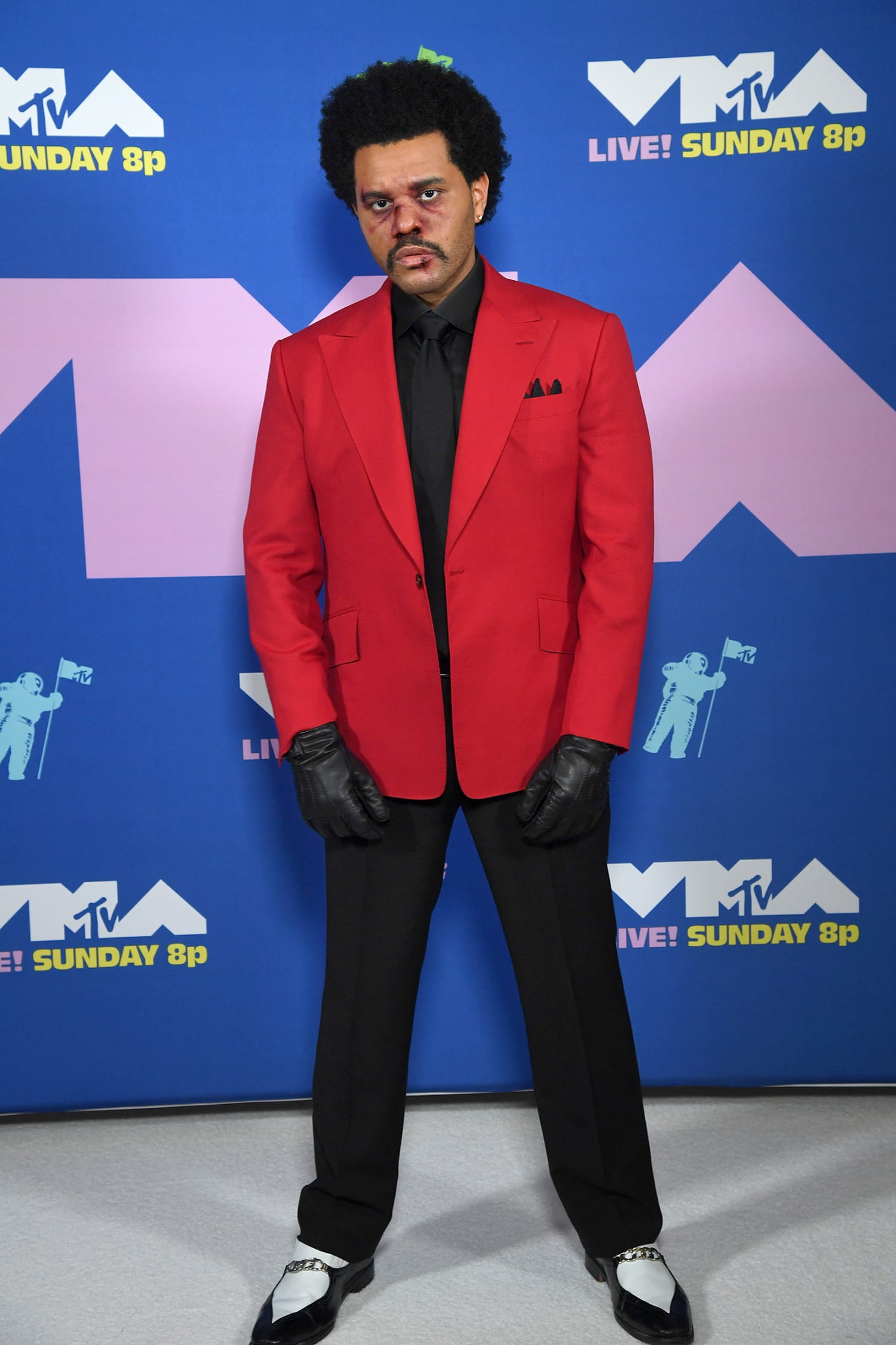 The Weeknd Steps Out with Bruised Face Makeup, Seemingly for VMAs  Performance: Photo 4478042, 2020 MTV VMAs, The Weeknd Photos