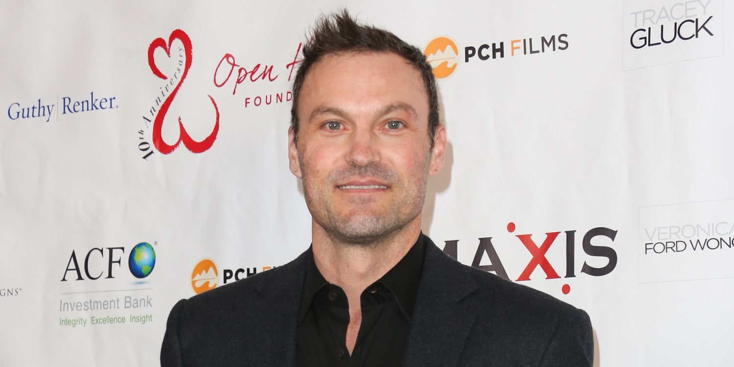 Brian Austin Green Defends Sons Long Hair After Online Criticism