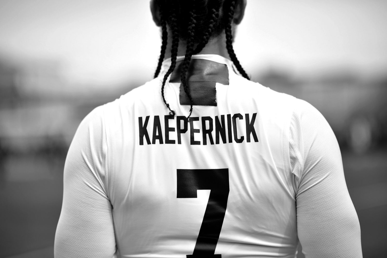 black and white kaepernick jersey
