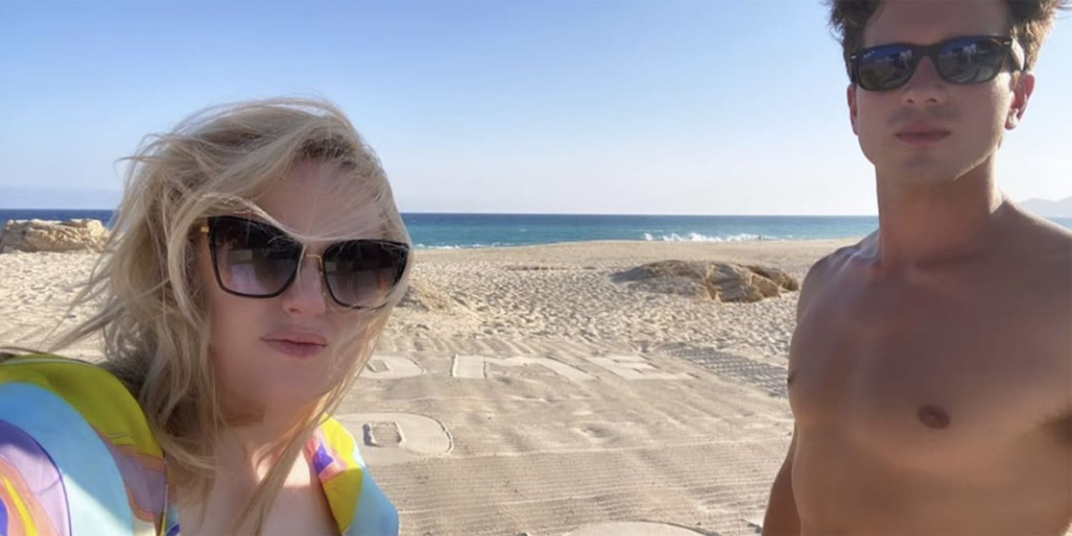 Rebel Wilson S Bathing Suit Pics Showcase Her Latest Weight Loss