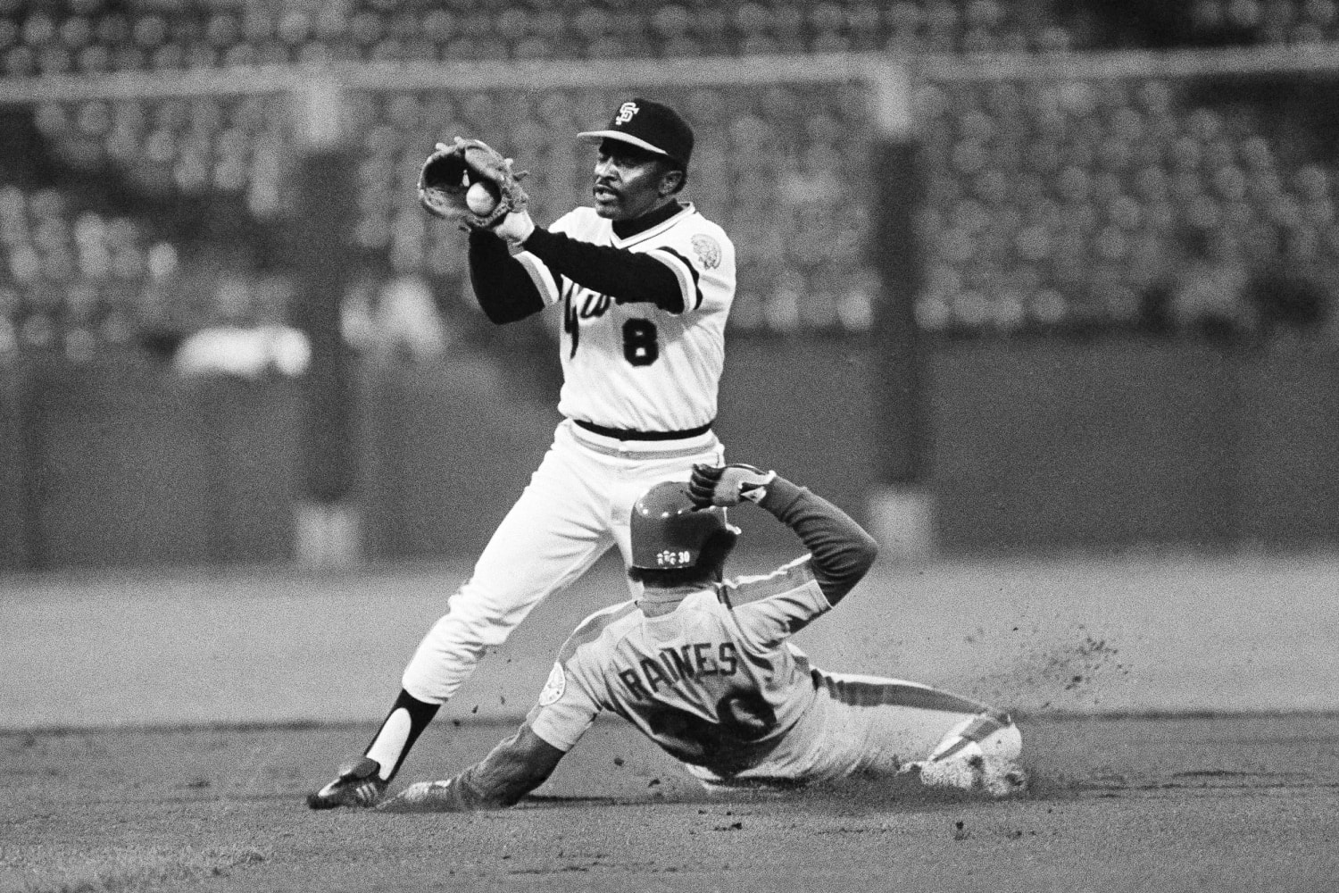 Cincinnati Reds - August 27, 1978: Joe Morgan hits his 200th career home  run, making him the first major leaguer ever with 200 homers and 500 stolen  bases. Morgan has since been
