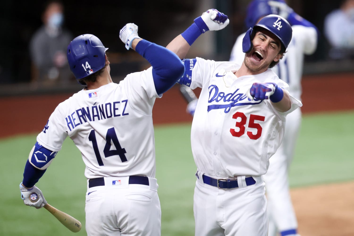 Dodgers: Mookie Betts Debunks Misinterpreted Water Celebration from Last  Season - Inside the Dodgers
