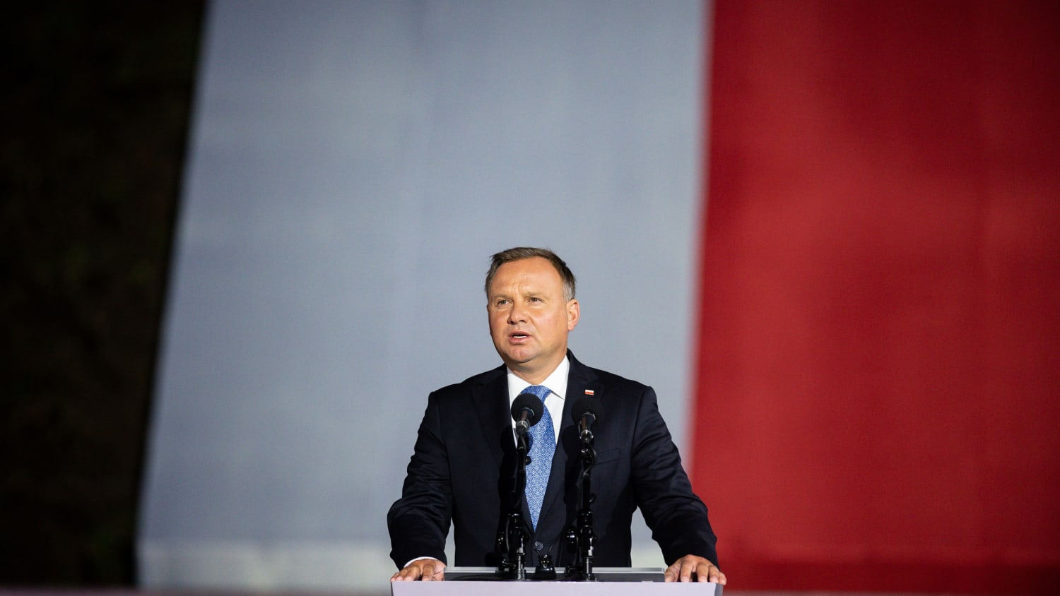 Poland's president has coronavirus, apologizes to contacts