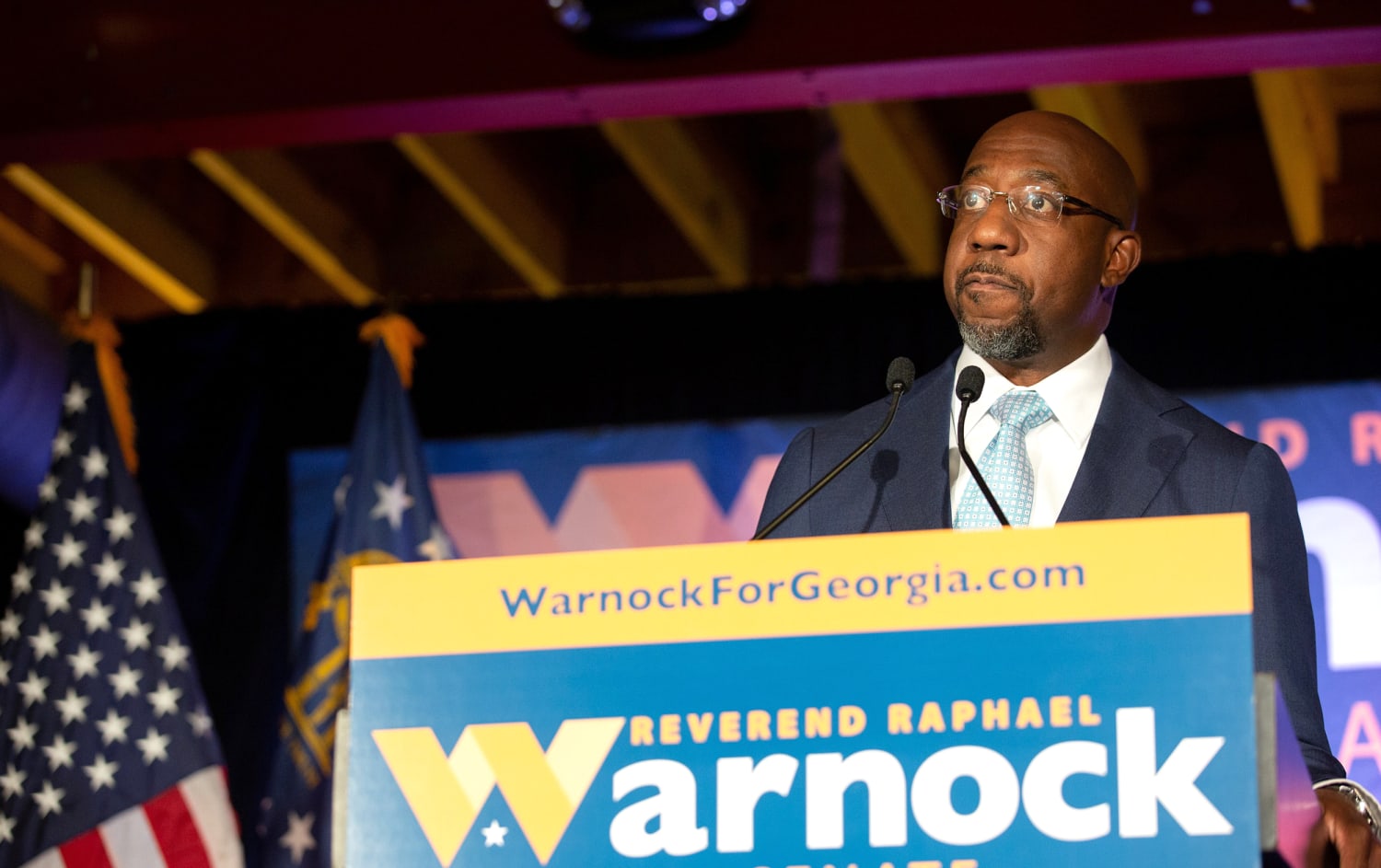 https://media-cldnry.s-nbcnews.com/image/upload/newscms/2020_45/3426592/201106-raphael-warnock-ew-436p.jpg