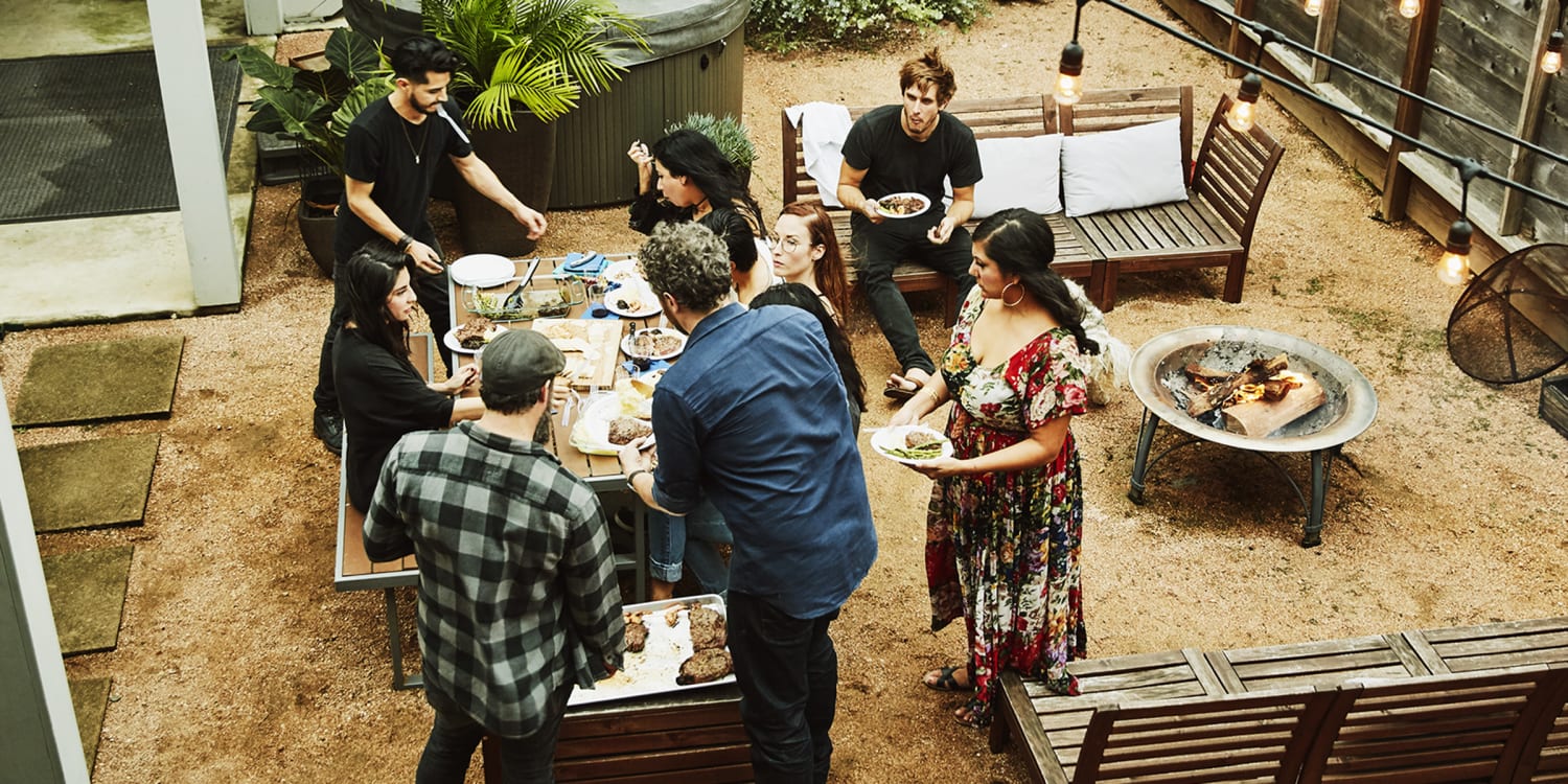 Thanksgiving Dinner Outdoors - MY 100 YEAR OLD HOME