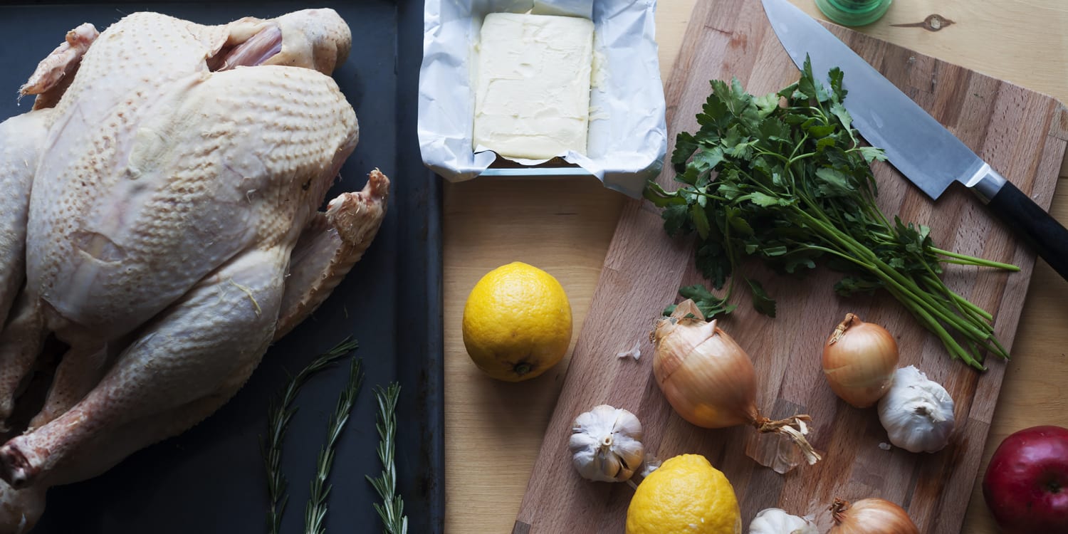 3 ways to safely thaw a turkey in time for Thanksgiving