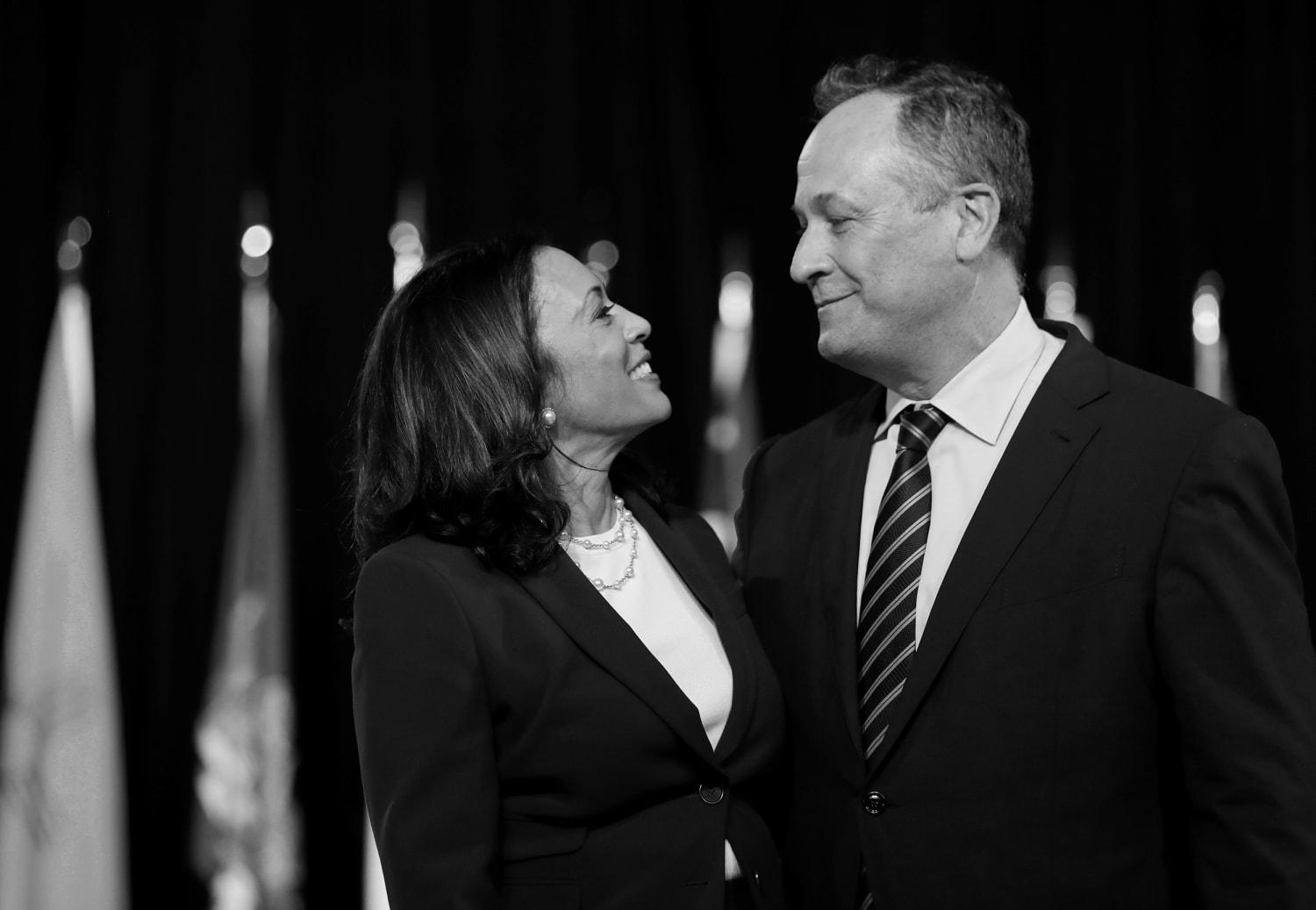 Kamala Harris Husband Doug Emhoff Quit His Job To Be Second Gentleman Spare Him The Pity