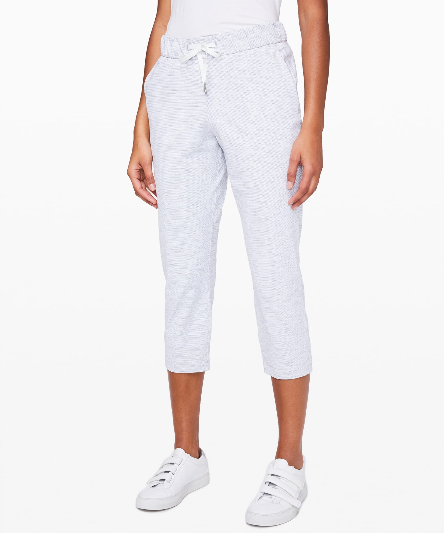 lululemon on the fly jogger crop