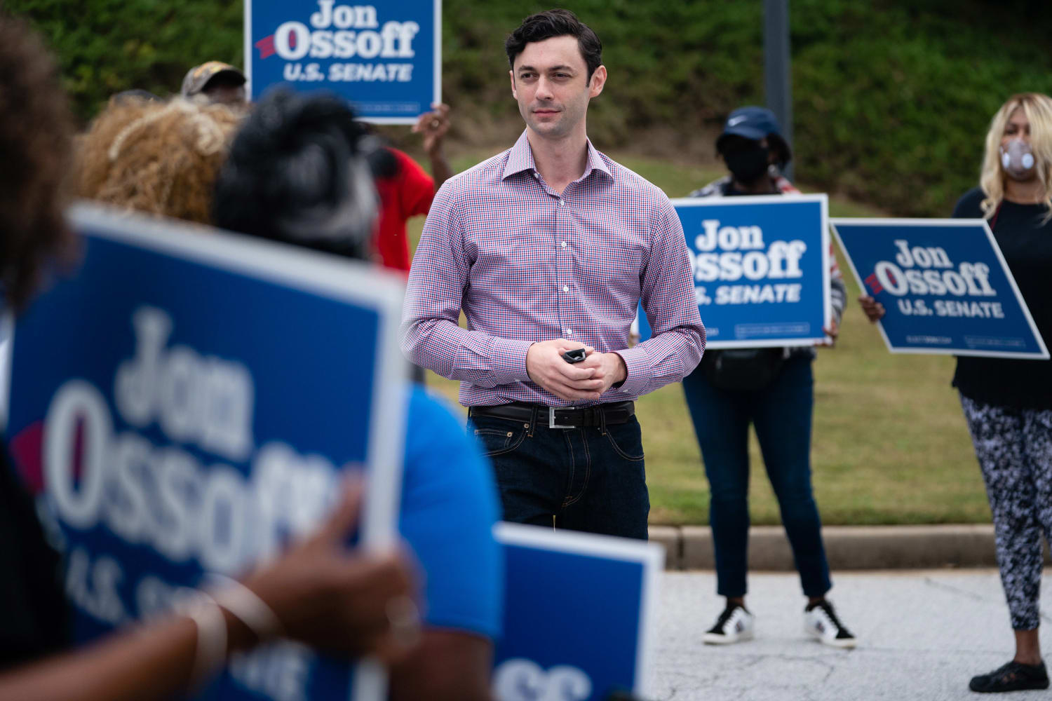 Ex-NFL Player Says Democrats 'Taken Over by Radical Socialists' in Senate  Campaign Video