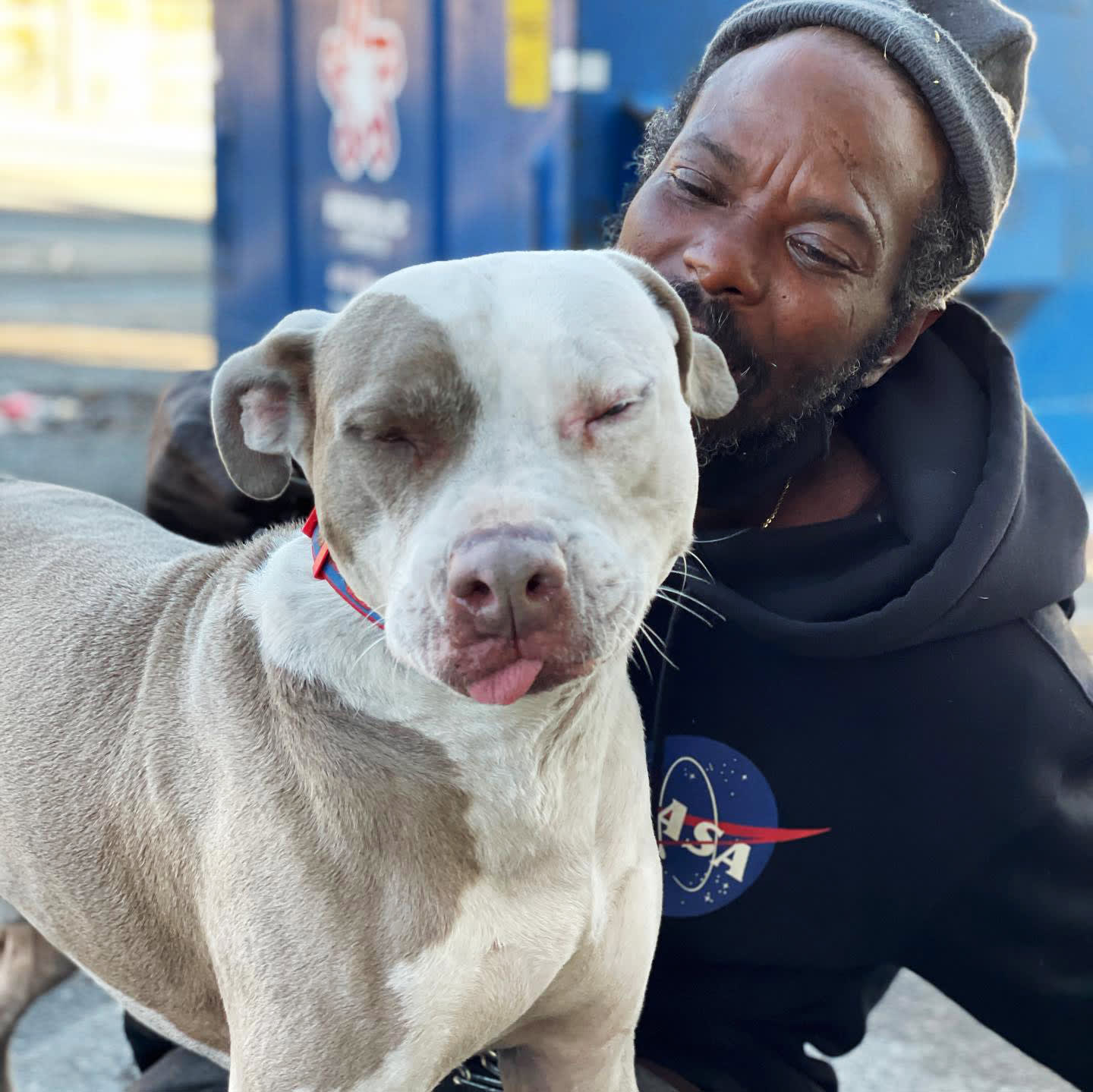 Homeless man runs into burning animal shelter in Atlanta to save dogs and  cats