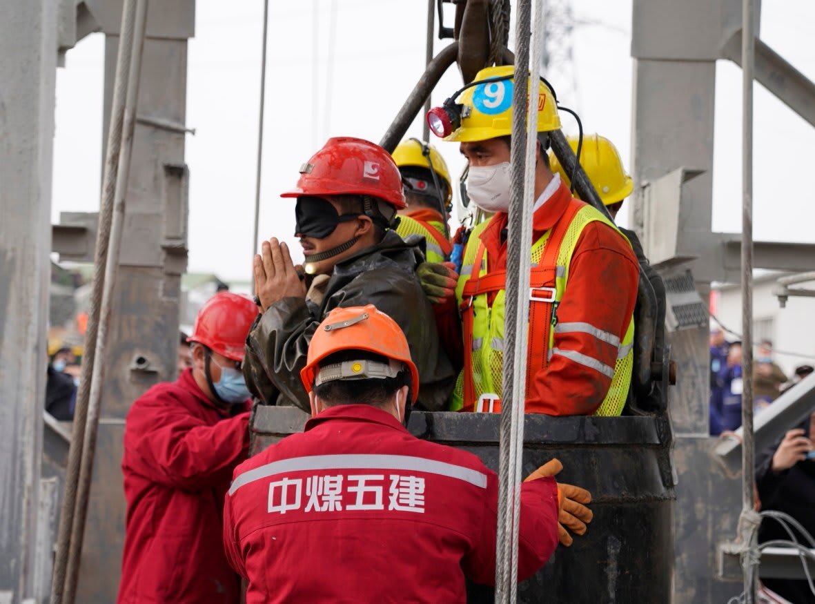 Workers Rescued From China Gold Mine 2 Weeks After Being Trapped