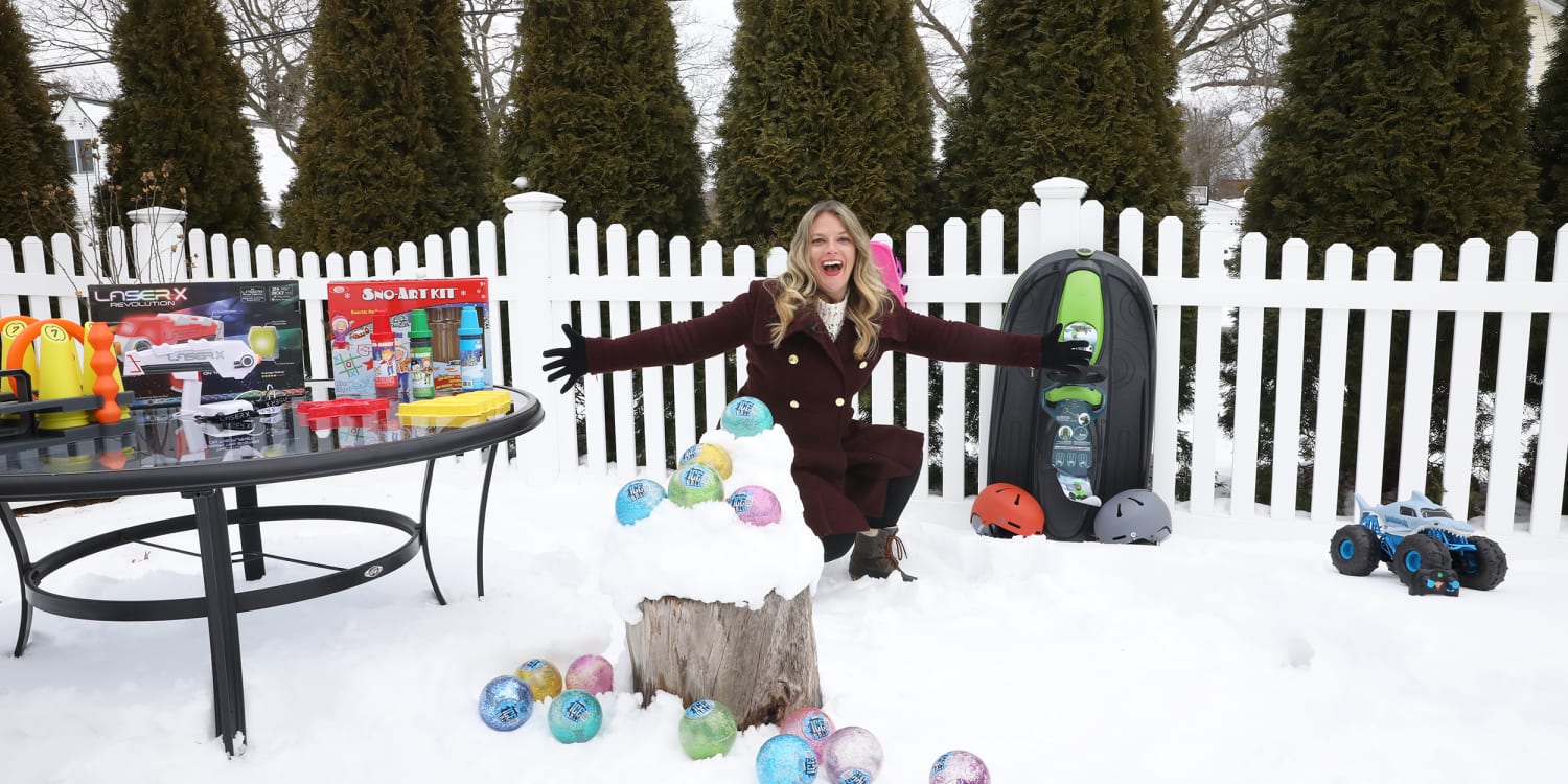20 Fun Outdoor Toys For Kids To Use This Winter