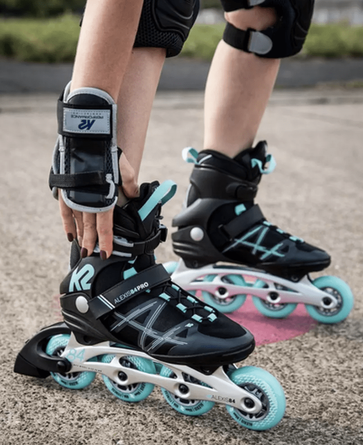 Details about   Flashing Inline Skates for Kids Men Women Adjustable Roller Skates Roller Blue. 
