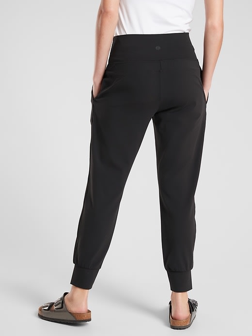 women's dressy jogger pants