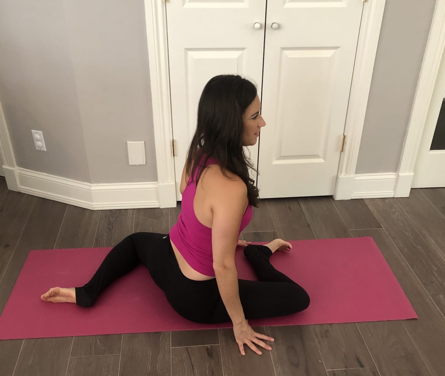 How To Do Reclined Pigeon Pose (Supta Kapotasana) - Yoga Total Fitness