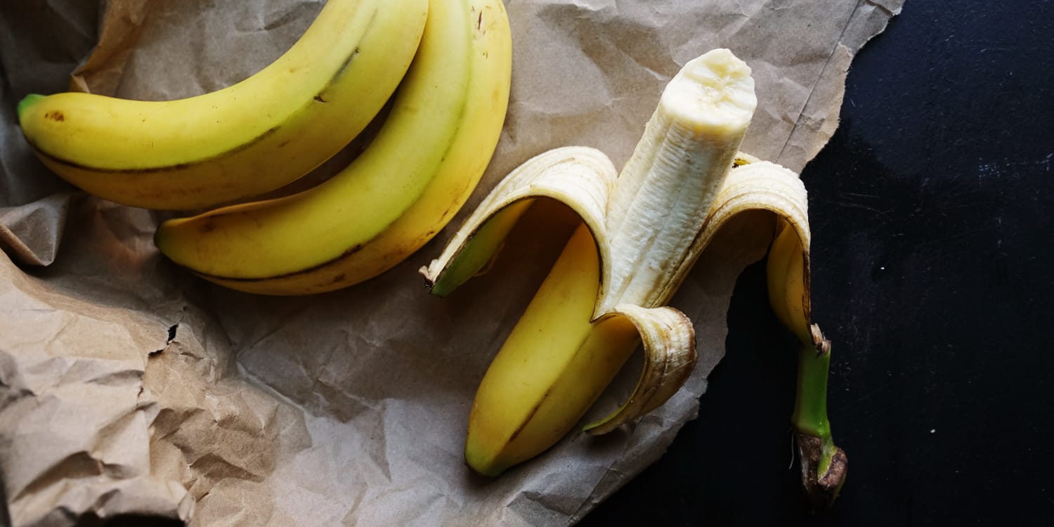 How to Draw a Banana - With the Skin and Peeled