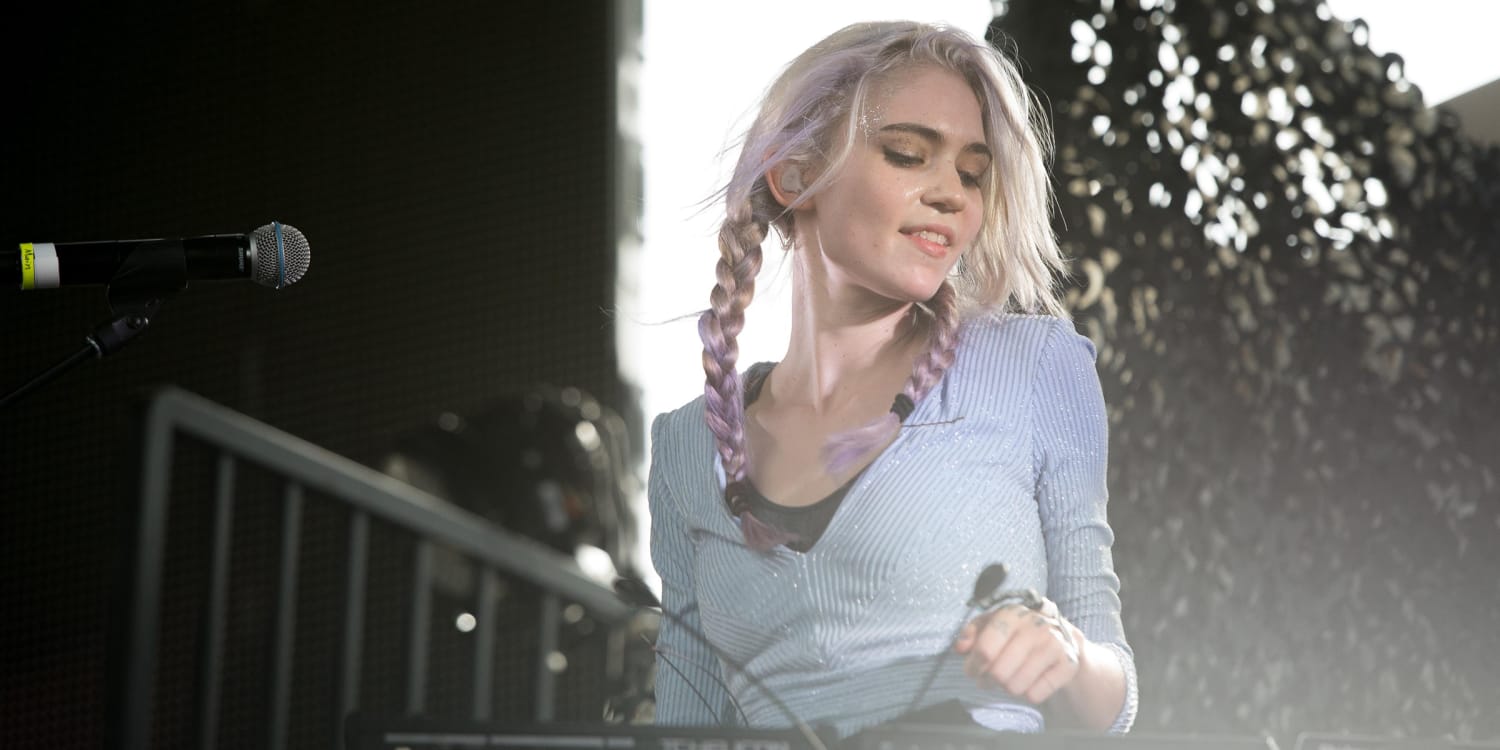 Grimes Debuts Humongous Tattoo And Called It As Alien Scars  Entertainment  News  Gaga Daily