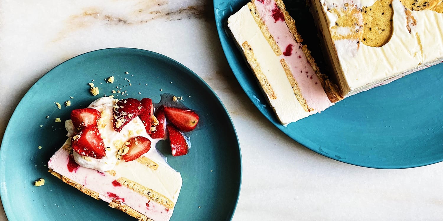 Strawberries and Cream Ice Cream Cake Recipe