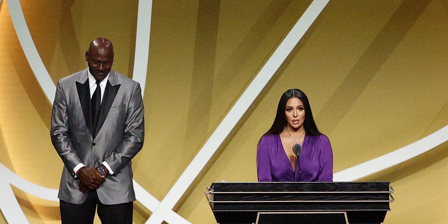 Vanessa Bryant gives powerful speech inducting Kobe Bryant into Basketball  Hall of Fame