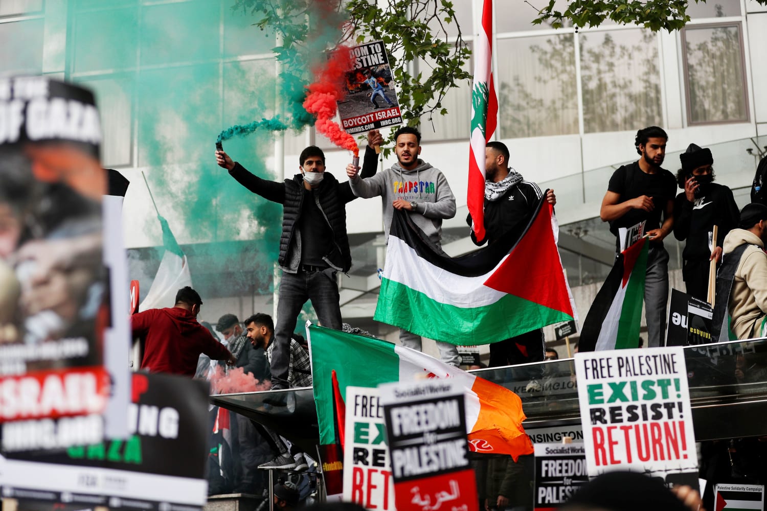 Download Thousands Take Part In Pro Palestinian Protests In Cities Across The World