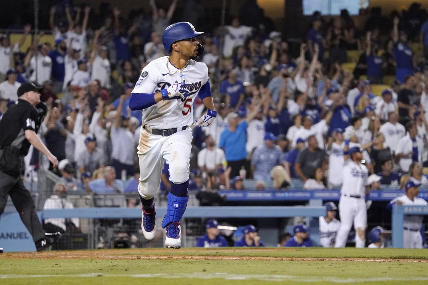 Los Angeles Dodgers: Can Mookie Betts be the greatest Dodger ever?