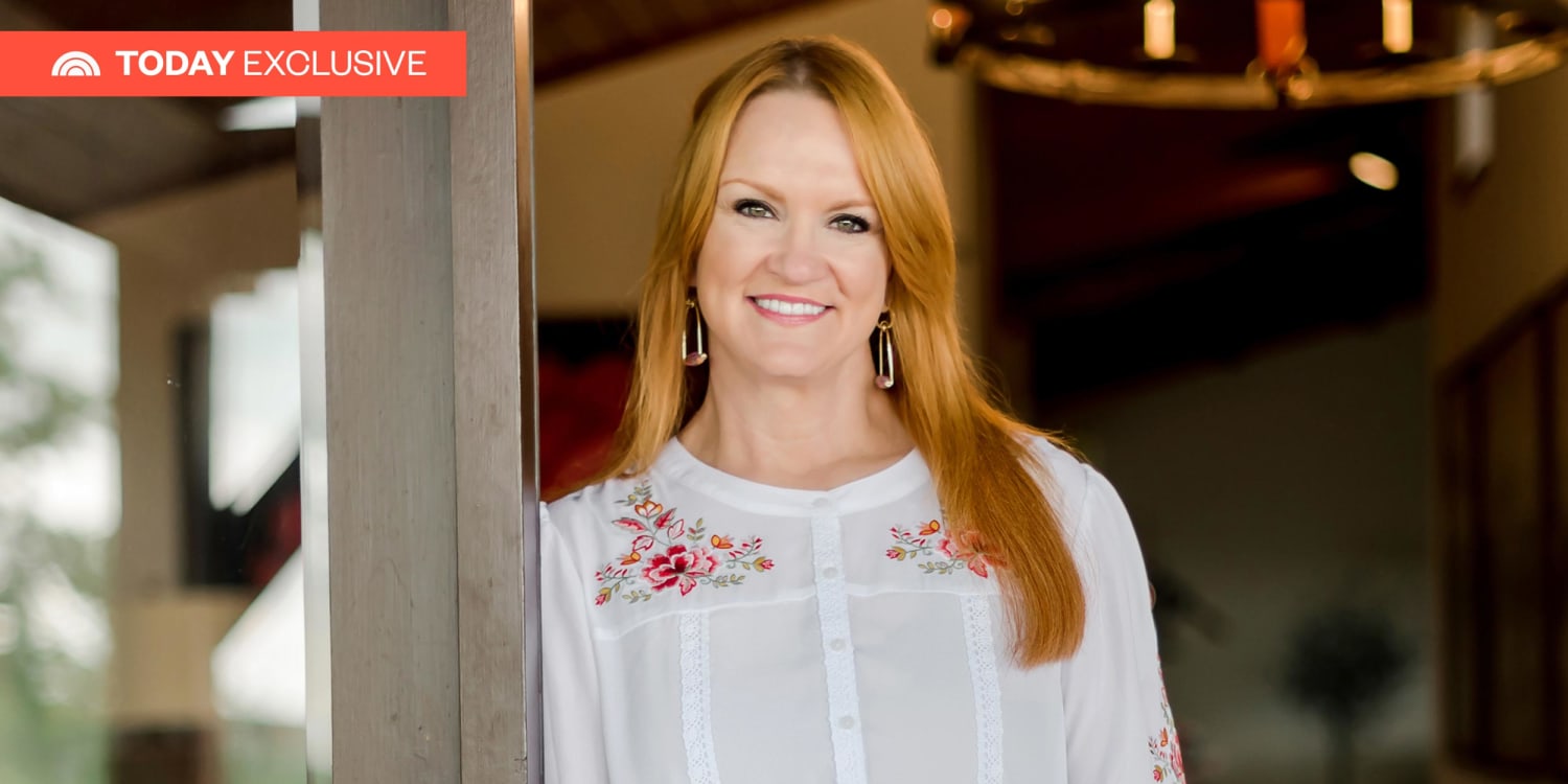 https://media-cldnry.s-nbcnews.com/image/upload/newscms/2021_28/1748380/ree-drummond-summer-collection-bd-2x1-210714-update.jpg