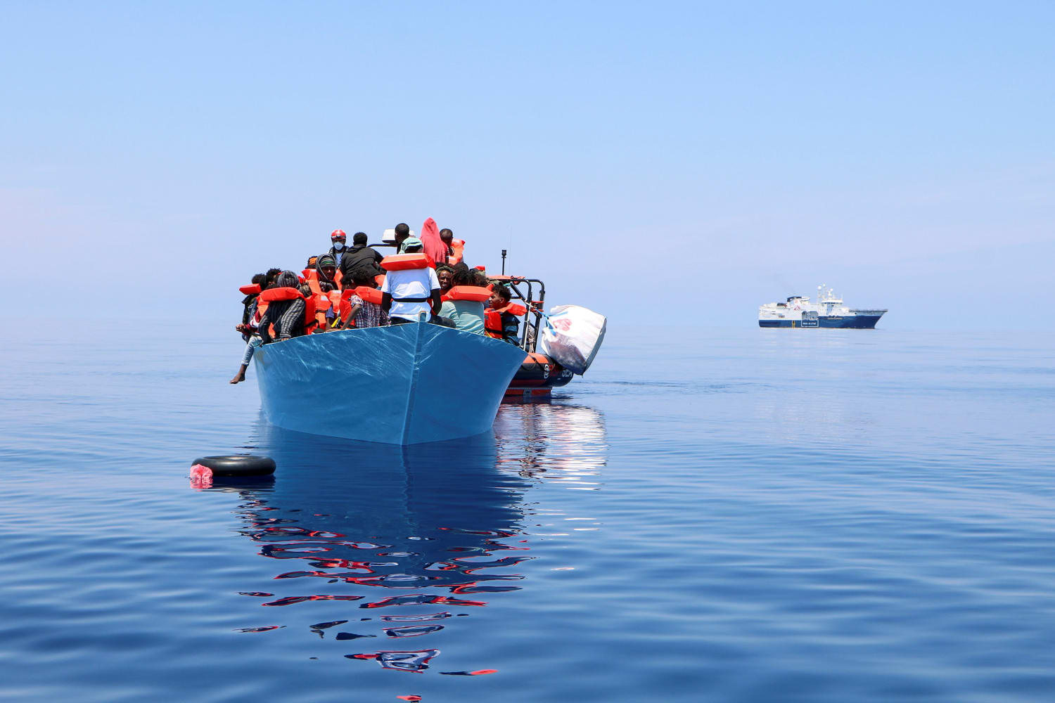 Migrant boats in the Mediterranean: Why are so many people dying?