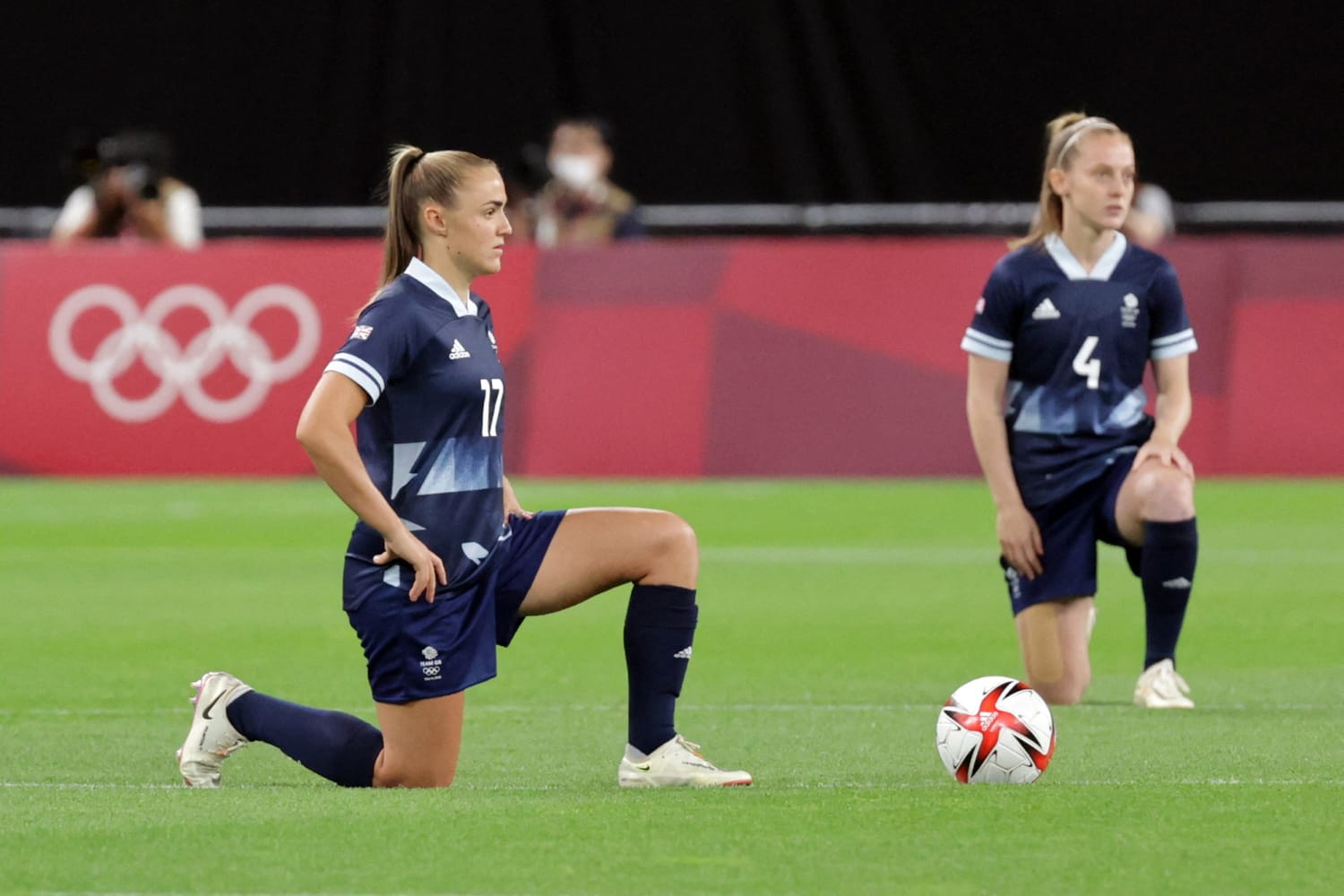 Megan Rapinoe Alex Morgan Soccer Players Take A Knee In Protest At Tokyo Olympics