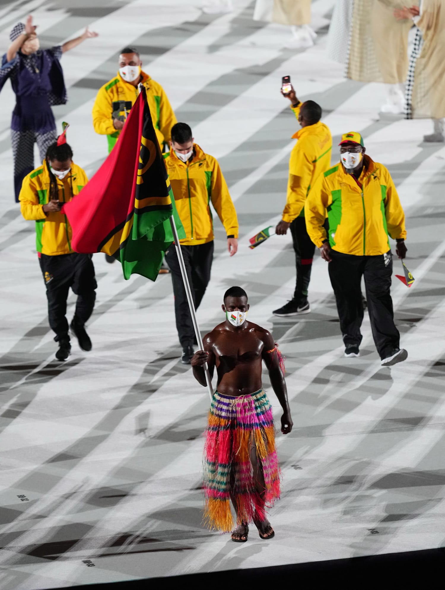 Athletes From Tonga Vanuatu Go Shirtless As Flag Bearers At Olympic Opening Ceremony